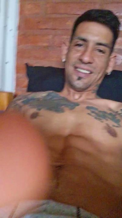 maxi23_fun live cam on Cam4