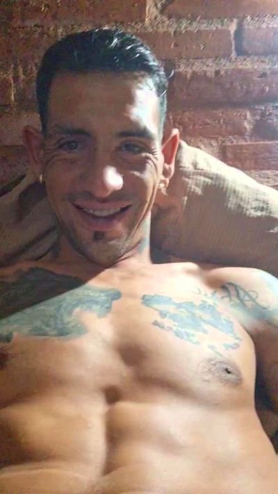 maxi23_fun live cam on Cam4
