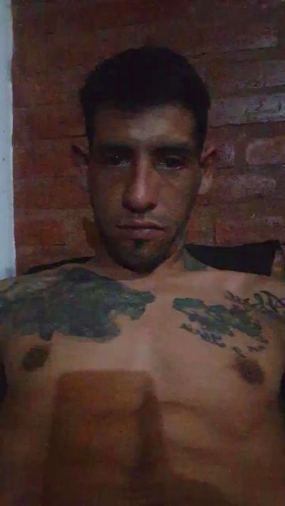 maxi23_fun live cam on Cam4