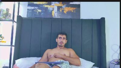 maxiimo92 live cam on Cam4