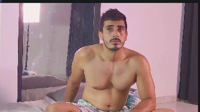 maxiimo92 live cam on Cam4