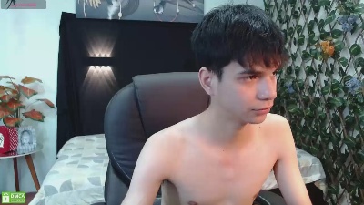 maxim_rod live cam on Cam4