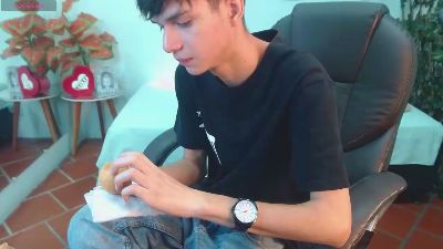 maxim_rod live cam on Cam4