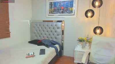 maxim_rod live cam on Cam4