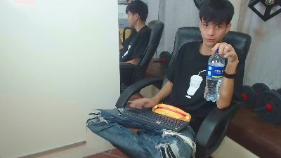 maxim_rod live cam on Cam4