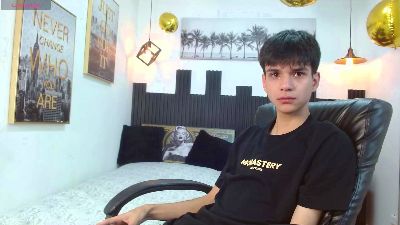 maxim_rod live cam on Cam4