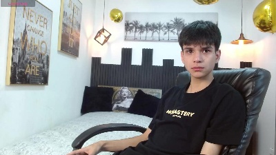 maxim_rod live cam on Cam4