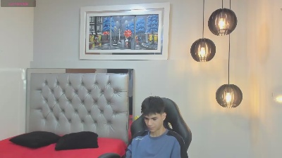 maxim_rod live cam on Cam4
