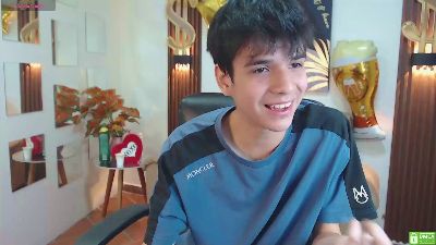 maxim_rod live cam on Cam4