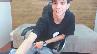 maxim_rod live cam on Cam4