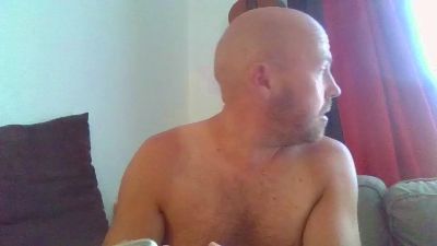 maxime002 live cam on Cam4
