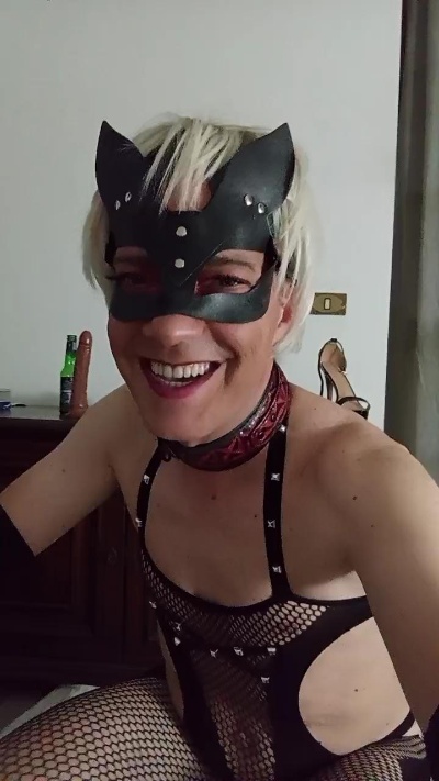 maximfox77 live cam on Cam4