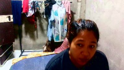 maxine09 live cam on Cam4