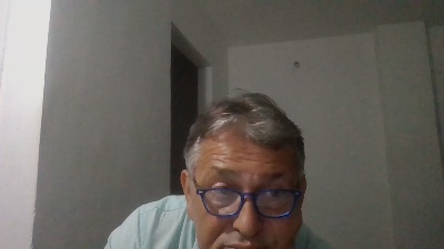 maxiver055 live cam on Cam4