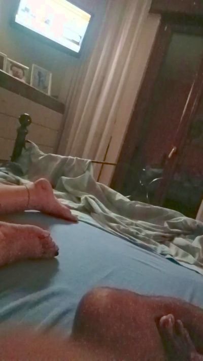maxpom21 live cam on Cam4