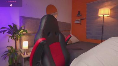 maxximus_clark live cam on Cam4