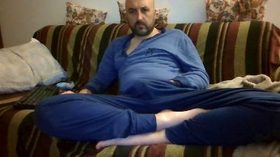 maxxxio1 live cam on Cam4