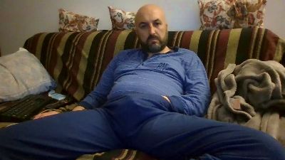 maxxxio1 live cam on Cam4