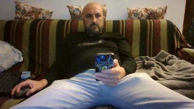 maxxxio1 live cam on Cam4
