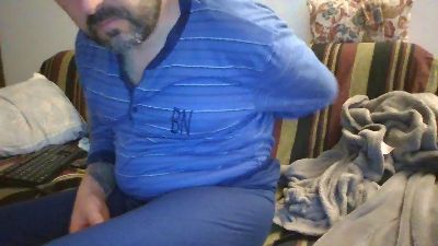 maxxxio1 live cam on Cam4
