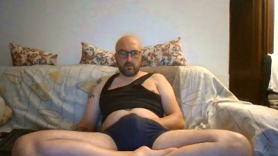 maxxxio1 live cam on Cam4