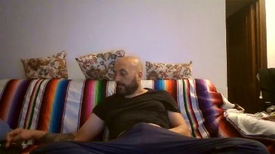maxxxio1 live cam on Cam4