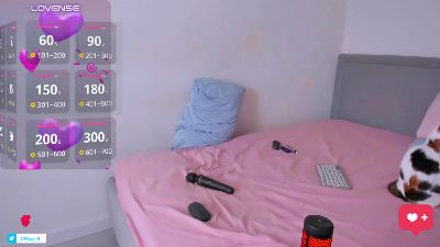 may_xx1 live cam on Cam4