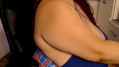 mayabigtits live cam on Cam4
