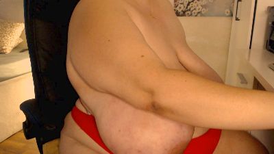 mayabigtits live cam on Cam4