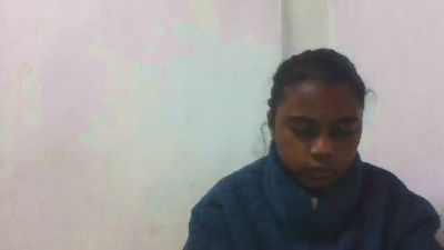 mayah7 live cam on Cam4