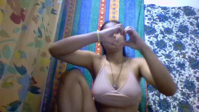 mayah7 live cam on Cam4