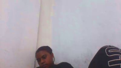 mayah7 live cam on Cam4