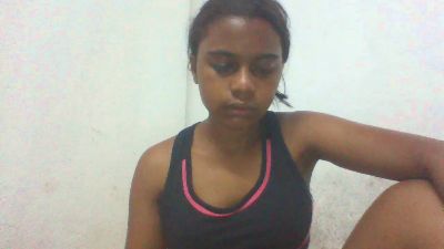 mayah7 live cam on Cam4