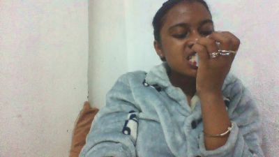 mayah7 live cam on Cam4