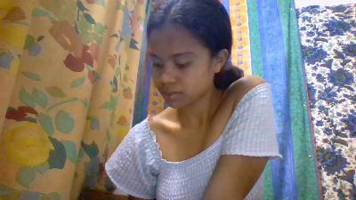mayah7 live cam on Cam4