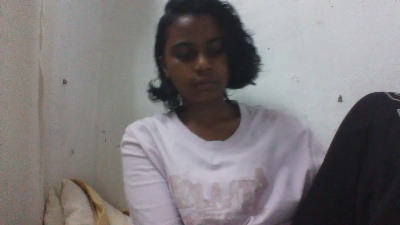 mayah7 live cam on Cam4