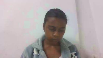 mayah7 live cam on Cam4