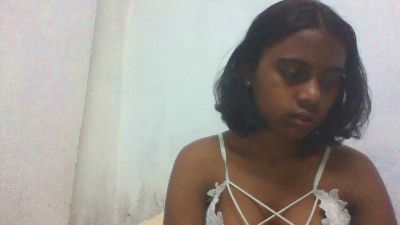 mayah7 live cam on Cam4