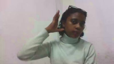 mayah7 live cam on Cam4