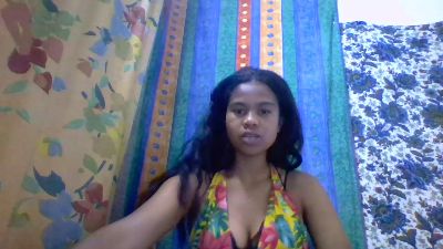 mayah7 live cam on Cam4