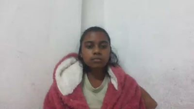 mayah7 live cam on Cam4