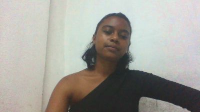 mayah7 live cam on Cam4