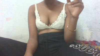mayah7 live cam on Cam4