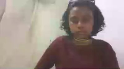 mayah7 live cam on Cam4