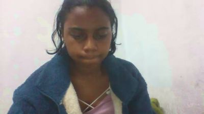 mayah7 live cam on Cam4