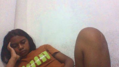 mayah7 live cam on Cam4