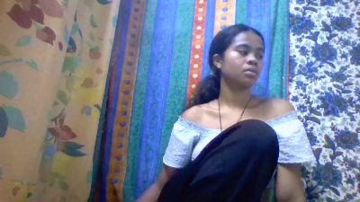 mayah7 live cam on Cam4