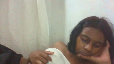 mayah7 live cam on Cam4