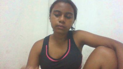 mayah7 live cam on Cam4