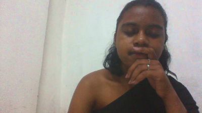 mayah7 live cam on Cam4
